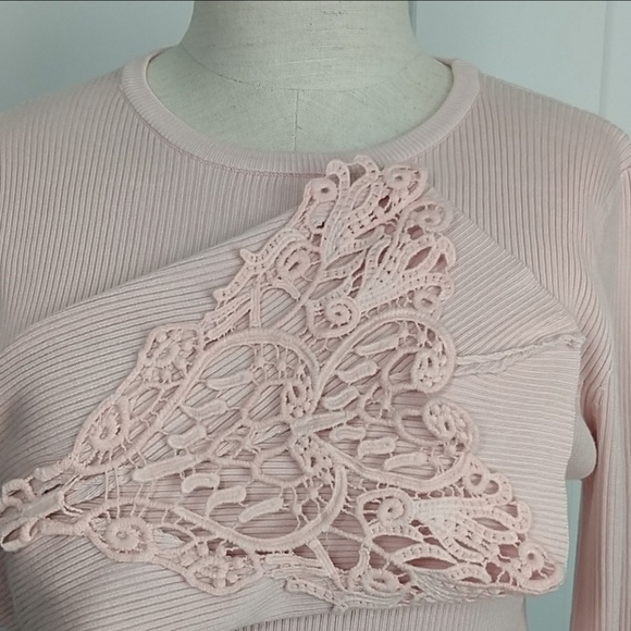Catherine Malandrino Top Stretch Rib Knit Bell Sleeve Crochet Blush Pink L NWT - Picture 2 of 8